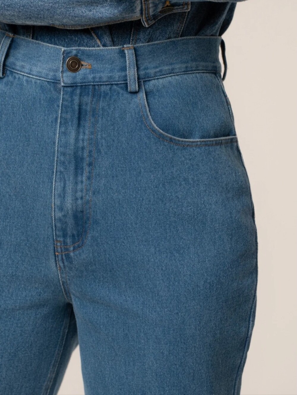 JLUXLABEL | Medium Wash Roesia Jeans In Blue Size 25 - Picture 3 of 16
